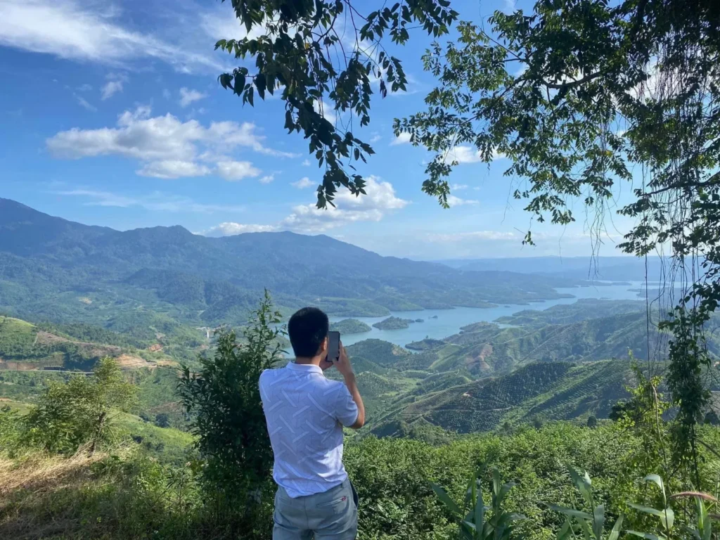 Đất nghỉ dưỡng view trực diện hồ Tà Đùng - hơn 3.400m² - hơn 1.000m² đất ở - giá 27 tỷ