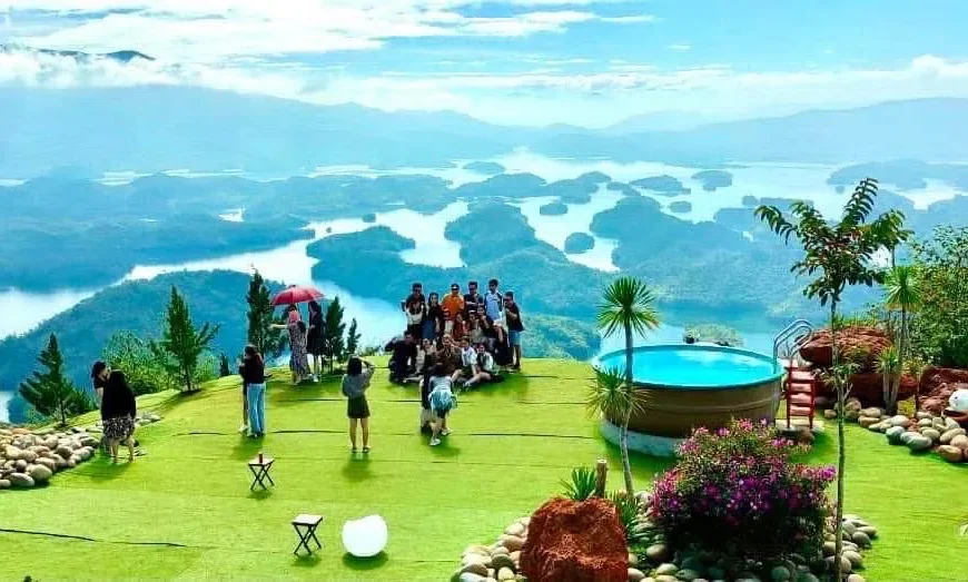Nhà vườn nhìn hồ Tà Đùng - 816m² - 400m² đất ở - đã có 2 căn nhà hoàn thiện