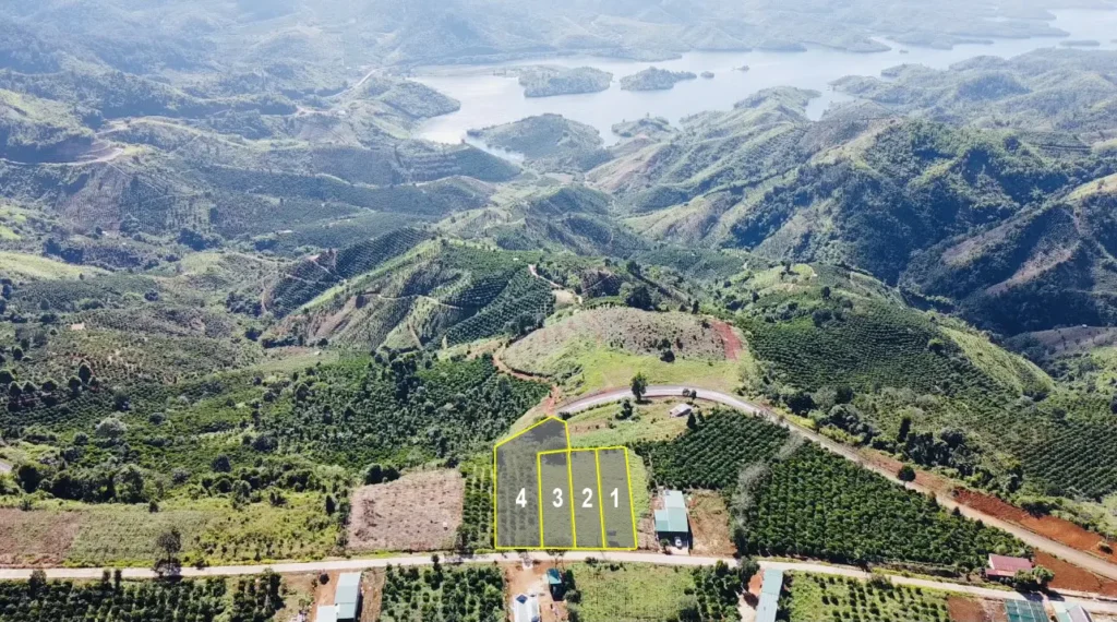 Biệt thự view hồ Tà Đùng - 682m² - 230m² đất ở - thế đất nở hậu đẹp - giá 5,38 tỷ